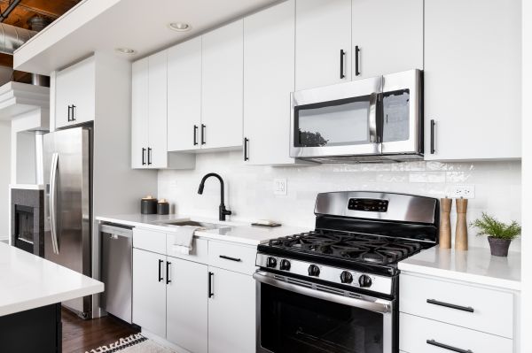 Cabinet Restyling Service